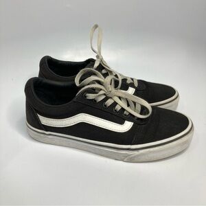 Vans suede sneakers size 7.5‎